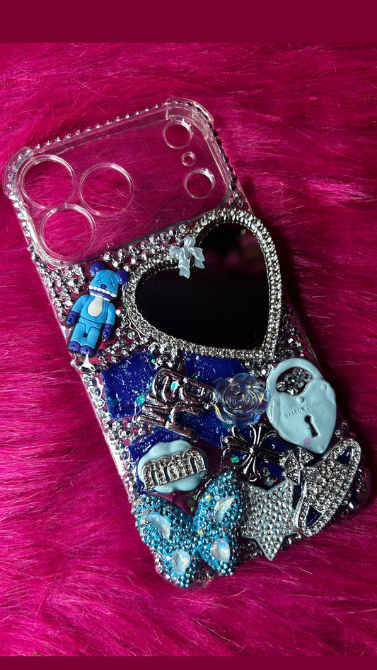 Luxury Bedazzled Heart Mirror Phone Case – Blue Baddie Edition (iPhone 17 Pro Max)