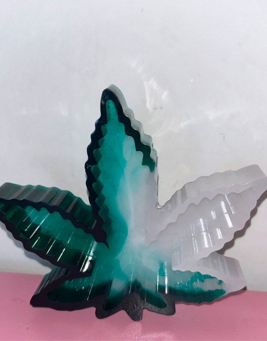 Small Leaf Tray (Green)